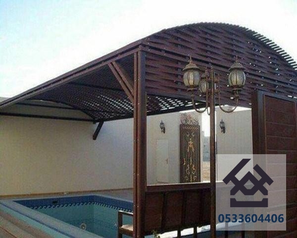 مظلات مسابح