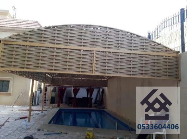 مظلات مسابح